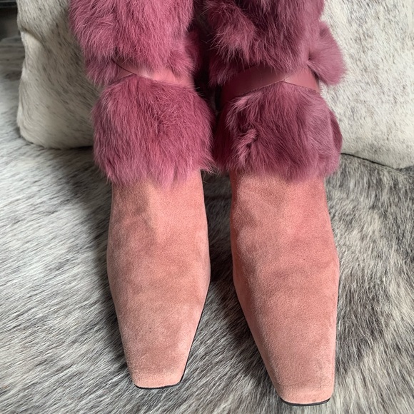Luxurious Mauve/Fuchsia real fur, suede and leather fashion boots 7 1/2M. - Picture 4 of 12